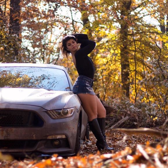 Meet your Posher, Chlo - Picture 1 of 1